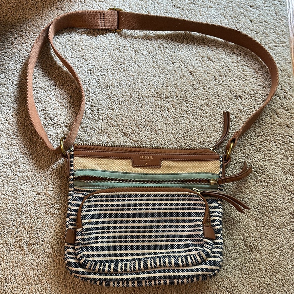 Fossil crossbody bag